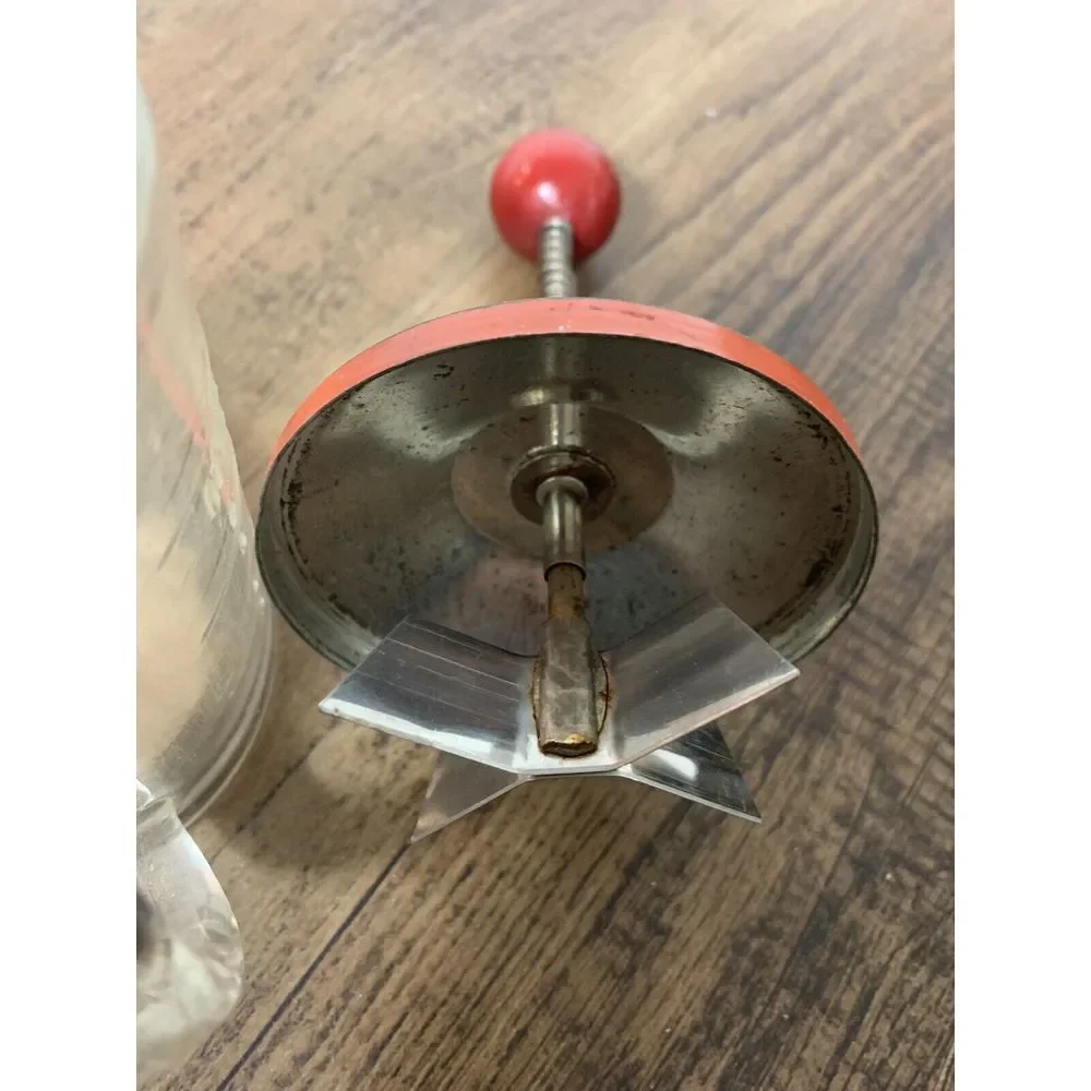 Vintage 1940s ANCHOR HOCKING ONE CUP‎ FOOD CHOPPER with wood insert